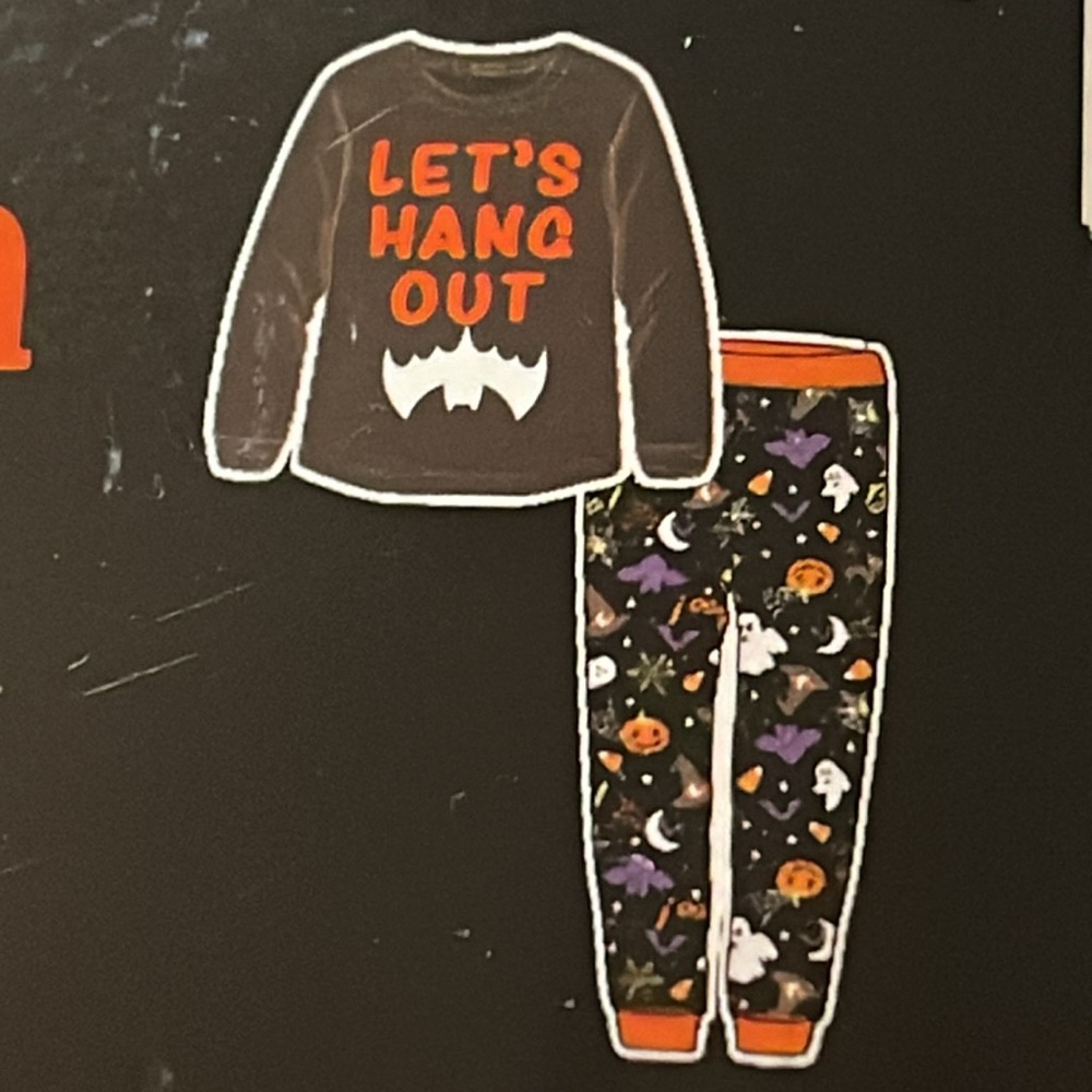 NIP Girls Halloween Two Piece PJ Set, Size 7/8